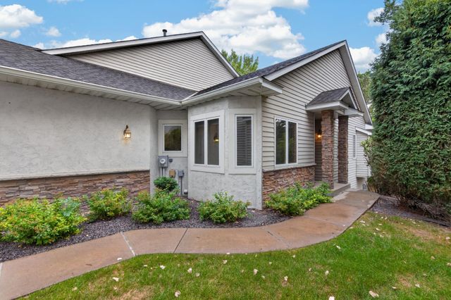 13250 39th Avenue N, Plymouth, MN 55441