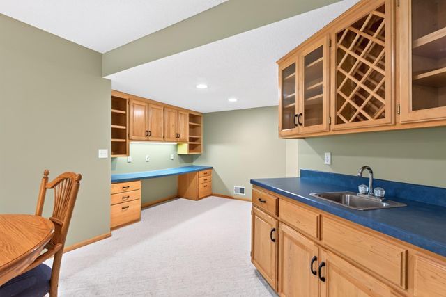 13250 39th Avenue N, Plymouth, MN 55441