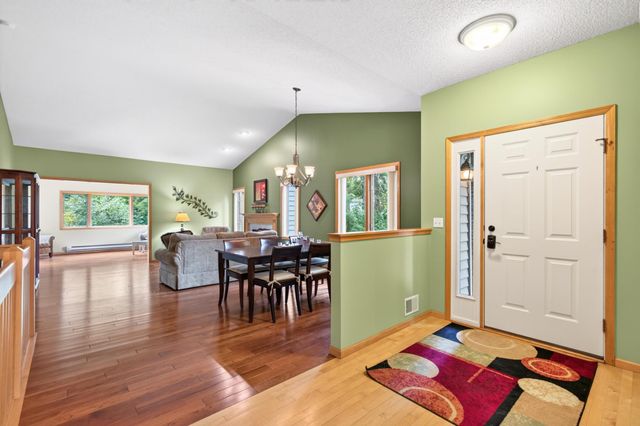 13250 39th Avenue N, Plymouth, MN 55441