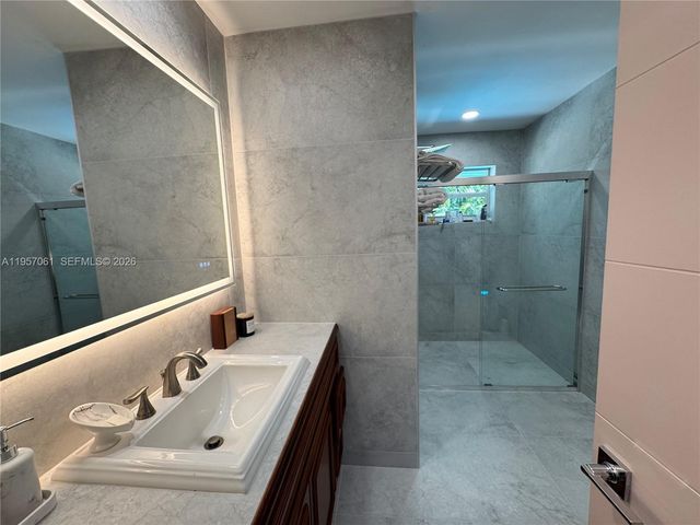 13451 SW 74th Ave 13451, Pinecrest, FL 33156