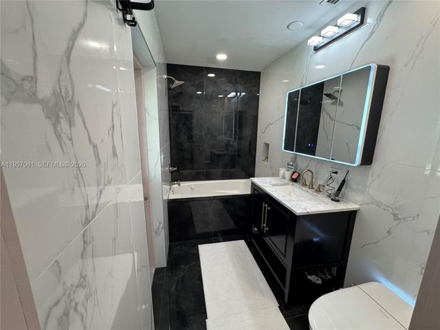 13451 SW 74th Ave 13451, Pinecrest, FL 33156