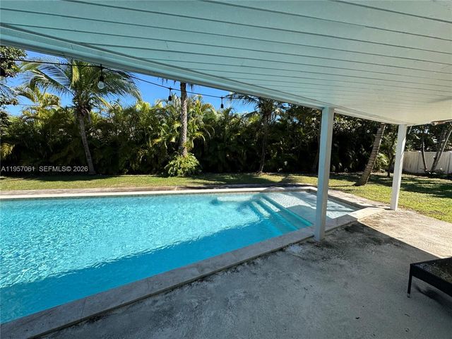 13451 SW 74th Ave 13451, Pinecrest, FL 33156