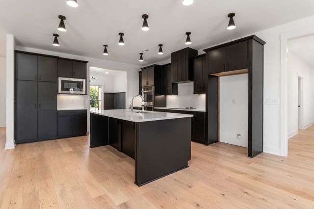 120 Denton Ct, Clarksville, TN 37043