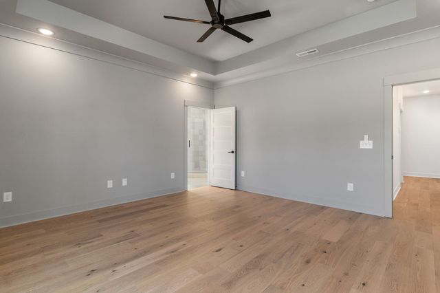 120 Denton Ct, Clarksville, TN 37043