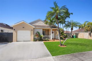 15846 SW 143rd Ct, Miami, FL 33177