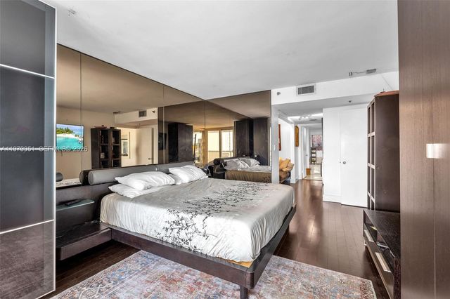 1717 N Bayshore Dr A-2654, Miami, FL 33132