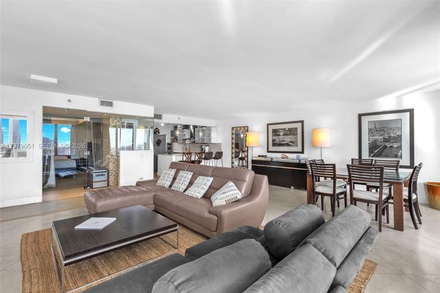 1717 N Bayshore Dr A-2654, Miami, FL 33132