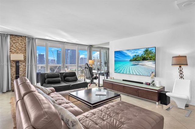 1717 N Bayshore Dr A-2654, Miami, FL 33132