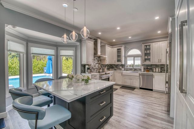 172 Bent Tree Drive, Palm Beach Gardens, FL 33418