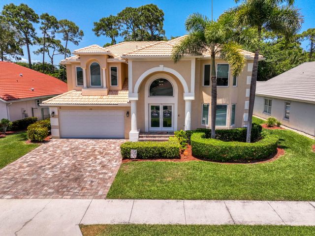 172 Bent Tree Drive, Palm Beach Gardens, FL 33418