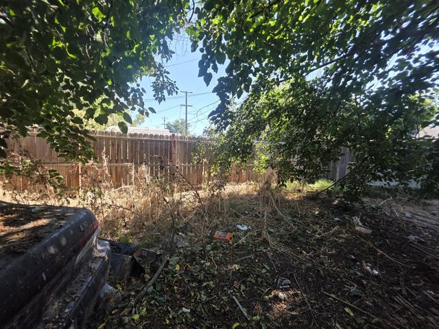 419 N San Pablo Ave, Fresno, CA 93701