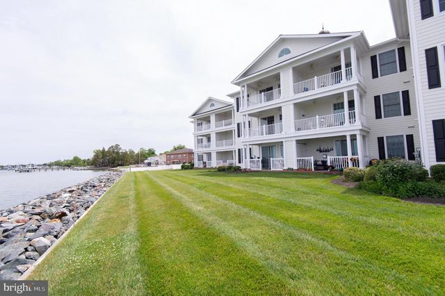 3 OAKLEY ST, Cambridge, MD 21613