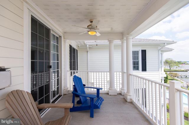 3 OAKLEY ST, Cambridge, MD 21613