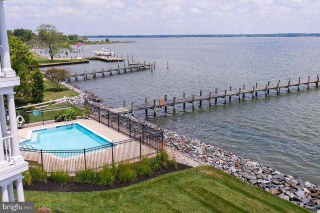 3 OAKLEY ST, Cambridge, MD 21613