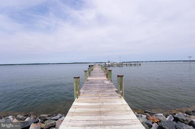 3 OAKLEY ST, Cambridge, MD 21613