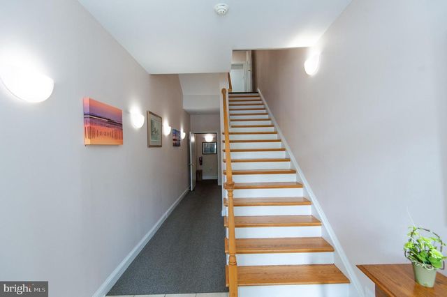 3 OAKLEY ST, Cambridge, MD 21613