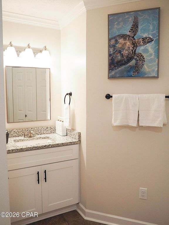 Image 11 of property listing at 17214 Front Beach Road 27, Panama City Beach, FL 32413