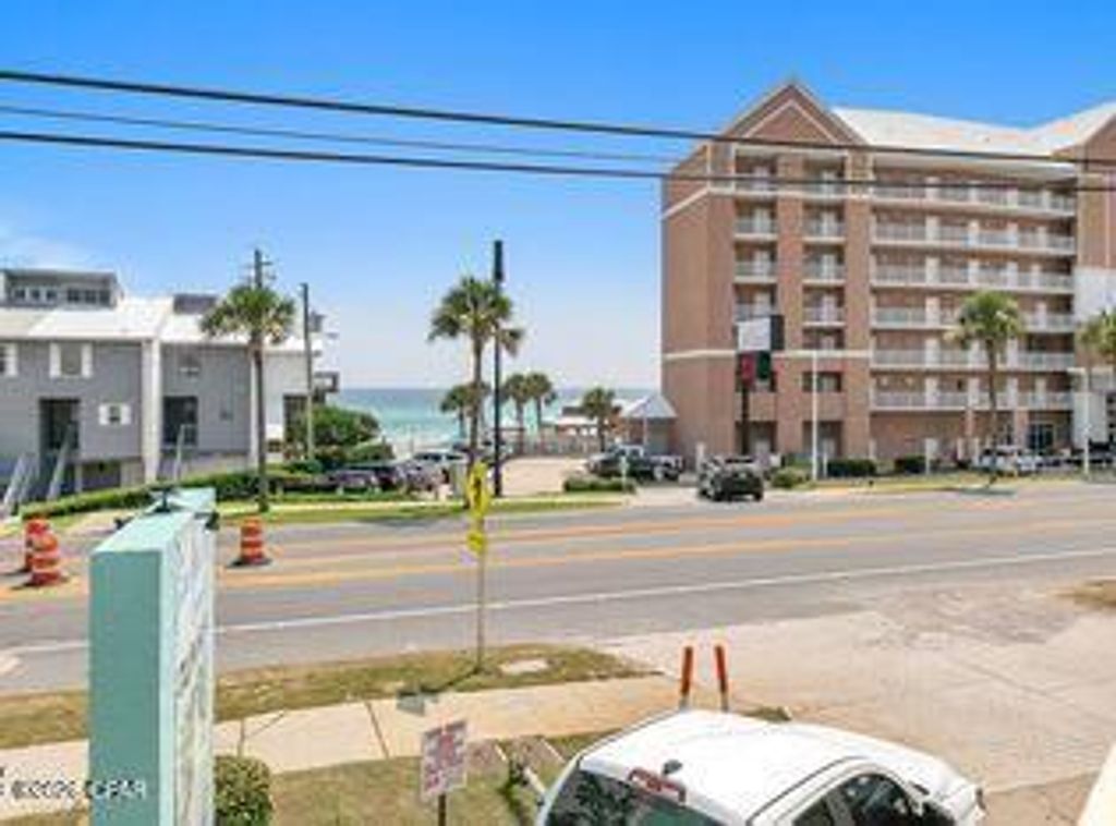 Image 18 of property listing at 17214 Front Beach Road 27, Panama City Beach, FL 32413
