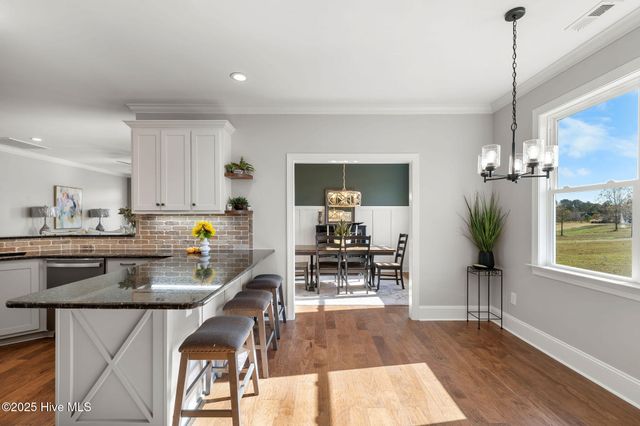 135 Sycamore Lakes Drive, Wallace, NC 28466