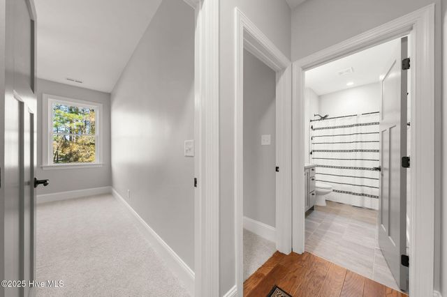 135 Sycamore Lakes Drive, Wallace, NC 28466