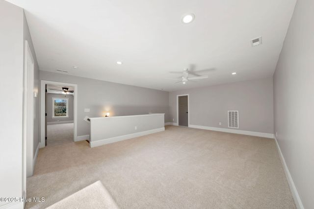 135 Sycamore Lakes Drive, Wallace, NC 28466