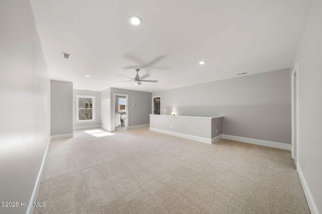 135 Sycamore Lakes Drive, Wallace, NC 28466