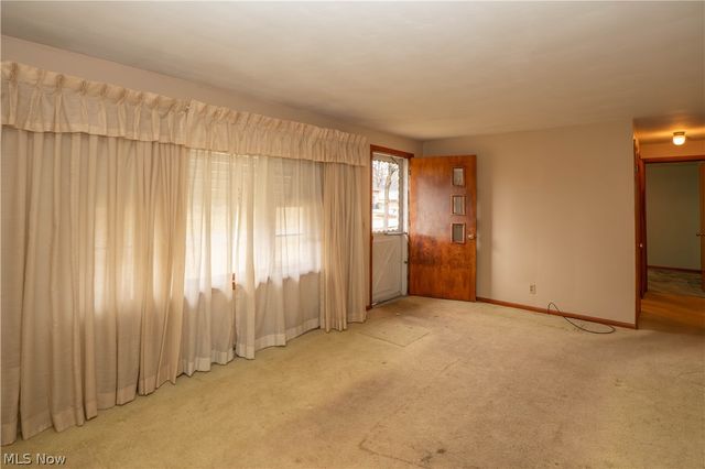 320 Elizabeth Avenue SW, Massillon, OH 44646