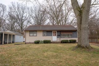 320 Elizabeth Avenue SW, Massillon, OH 44646