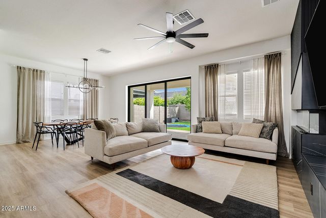 10201 E TAHOE Avenue, Mesa, AZ 85212