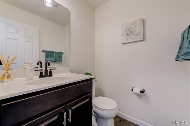 902 Palisades Circle, St Charles, MO 63301
