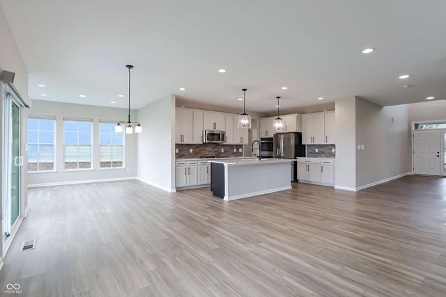 2159 Somerset Drive, Franklin, IN 46131