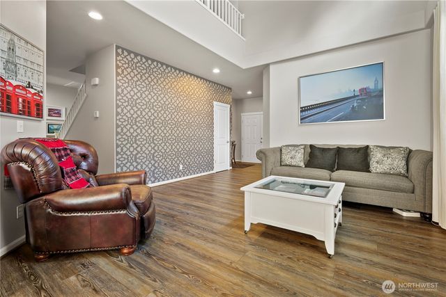 16902 23rd St Court E, Lake Tapps, WA 98391