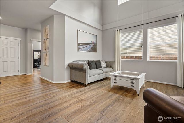 16902 23rd St Court E, Lake Tapps, WA 98391