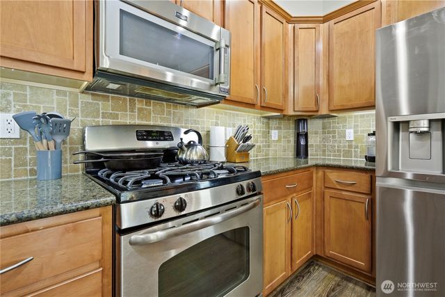 16902 23rd St Court E, Lake Tapps, WA 98391