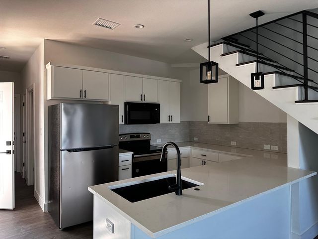 21212 Portsmouth CV A, Lago Vista, TX 78645