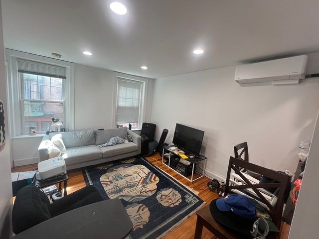 15 Cooper Street, Boston, MA 02113