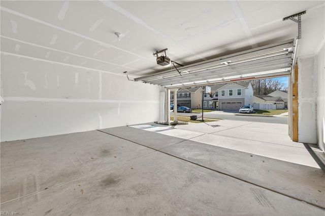 3020 Dabney LN, Suffolk, VA 23434