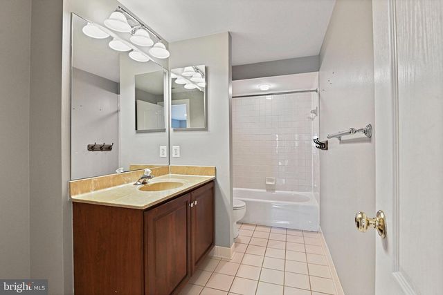 1471 CARRINGTON RIDGE LANE, Vienna, VA 22182