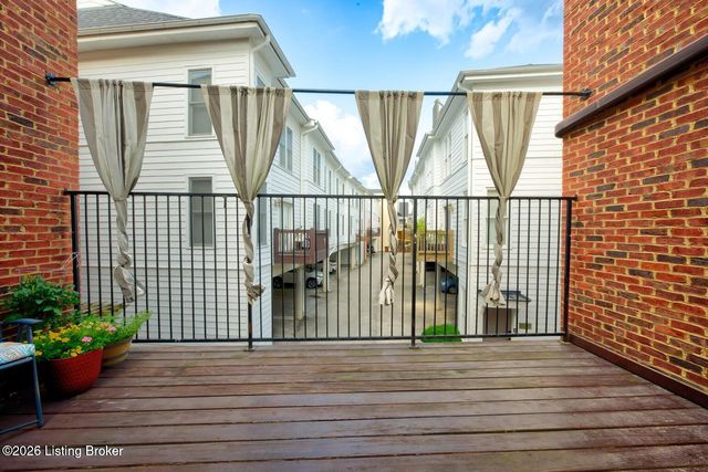 10606 Norton Commons Blvd, Prospect, KY 40059