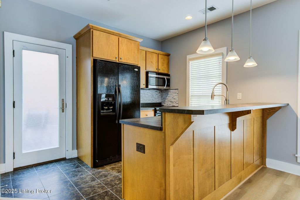 10606 Norton Commons Blvd, Prospect, KY 40059