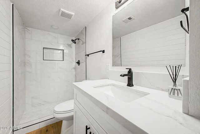 3505 E CAMPBELL Avenue 11, Phoenix, AZ 85018