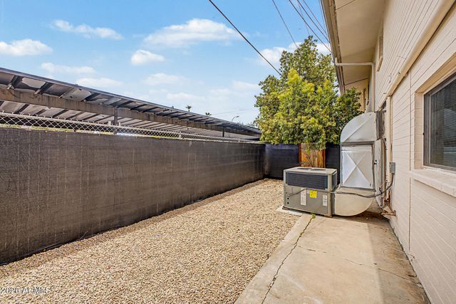 3505 E CAMPBELL Avenue 11, Phoenix, AZ 85018