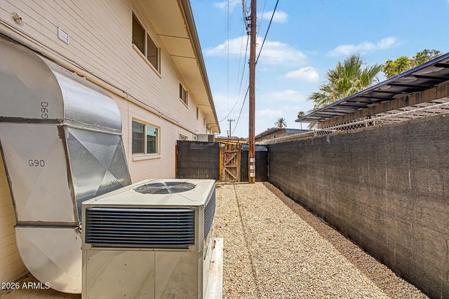 3505 E CAMPBELL Avenue 11, Phoenix, AZ 85018
