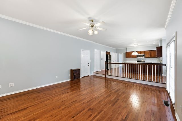688 Emmett Creek Lane, Lexington, KY 40515