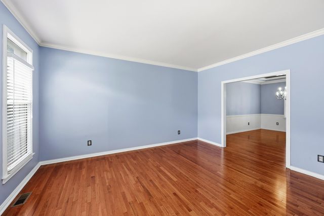 688 Emmett Creek Lane, Lexington, KY 40515