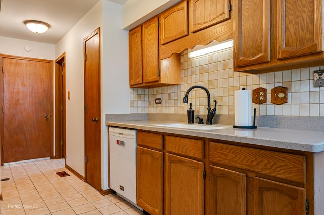 15657 ERIN Lane, Orland Park, IL 60462