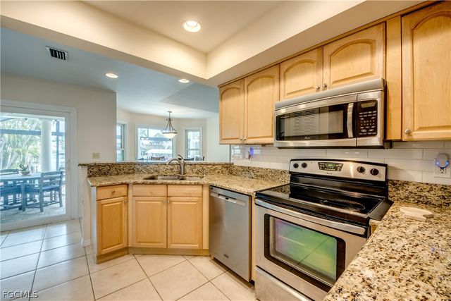 5237 SW 24th AVE, Cape Coral, FL 33914