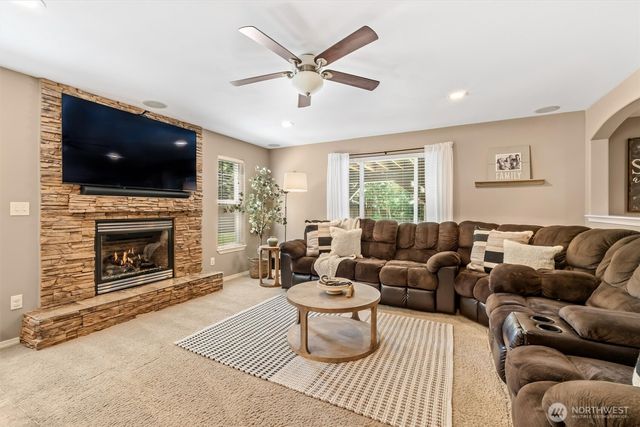 25700 46th Avenue NE, Arlington, WA 98223