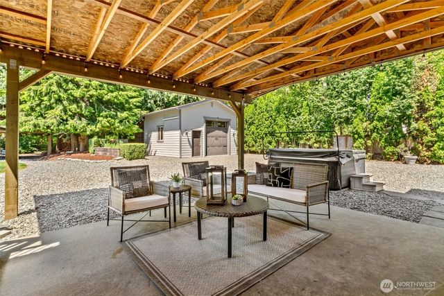 25700 46th Avenue NE, Arlington, WA 98223
