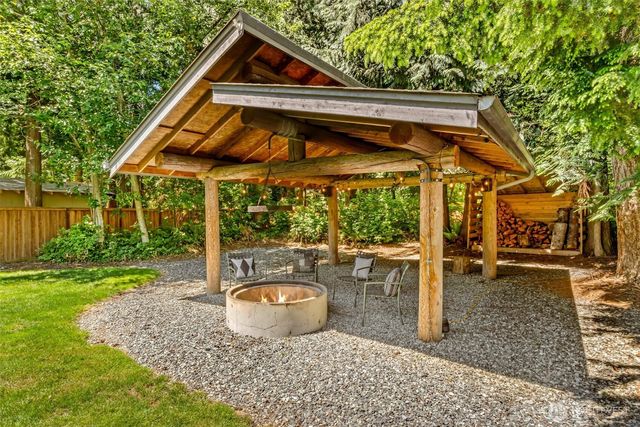 25700 46th Avenue NE, Arlington, WA 98223